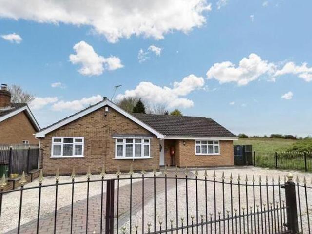 House for sale in Coalville, Leicestershire