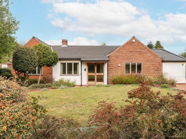 Bungalow for rent in Thorpe End, Broadland
