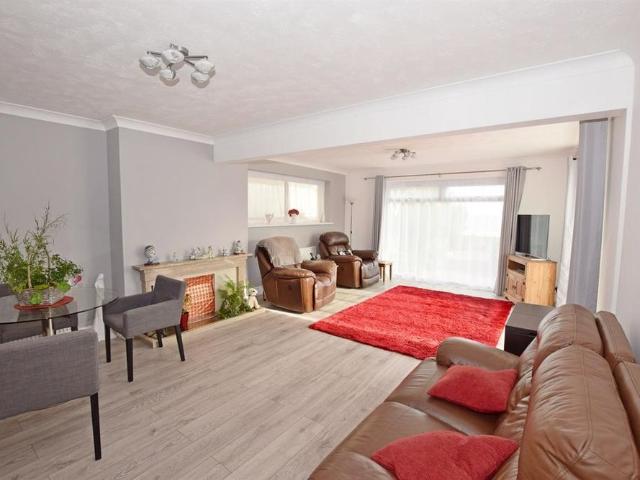 House for rent in Rose Green, Clapham
