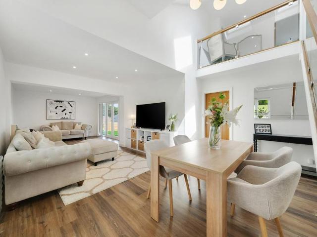 House for rent in Bradshaw, Lee Bank