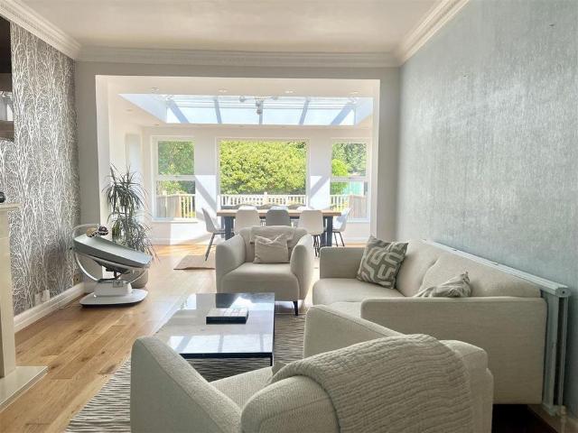 House for rent in Pachesham Park, Surrey