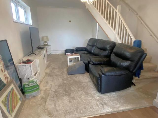 House for rent in Frinton and Walton, Dale Hill