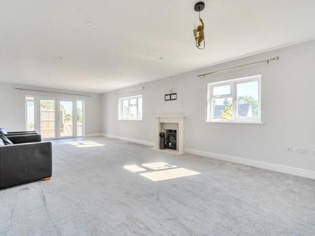 House for rent in Whitchurch