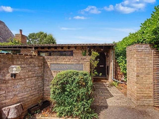 Apartment for rent in The Slade, Oxfordshire