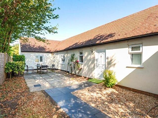 Apartment for rent in Buckinghamshire
