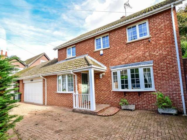Farm for sale in Farnham Common, Buckinghamshire