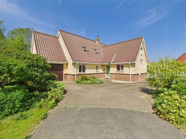 Farm for sale in Gislingham, Mid Suffolk