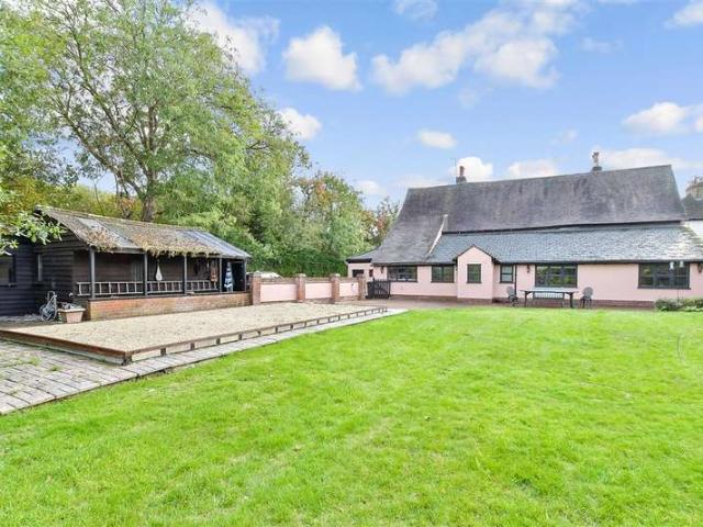 Farm for sale in Chigwell, Epping