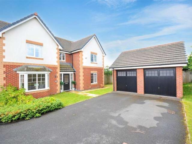 Farm for sale in Stone, Baswich