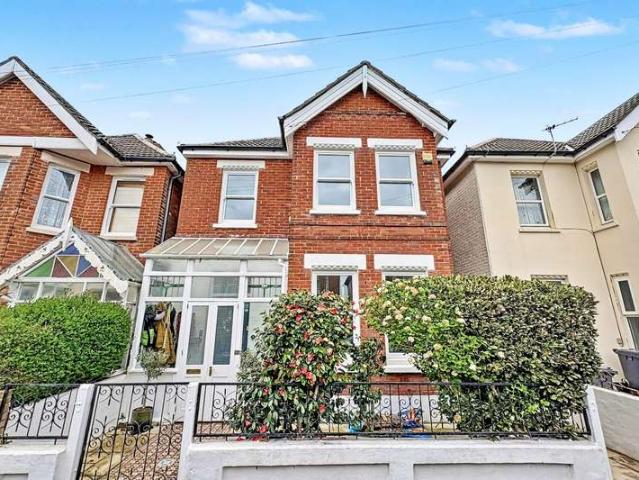 Farm for sale in Pokesdown, Bournemouth