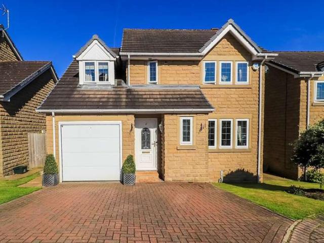 Farm for sale in Hanging Heaton, Dewsbury