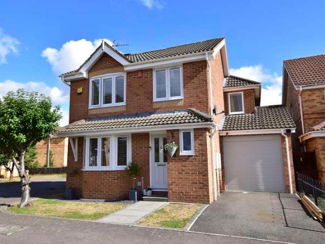 Farm for sale in Batchworth, Hertfordshire