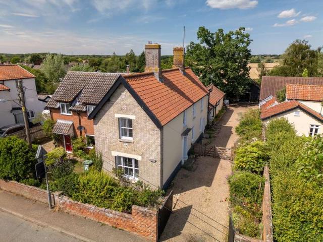 Farm for sale in Dickleburgh, South Norfolk