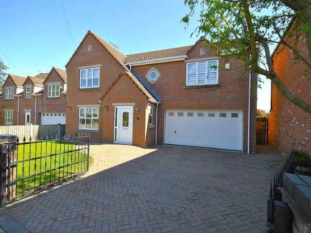 Farm for sale in Branton, South Yorkshire
