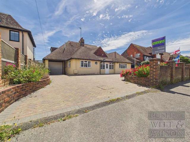 Farm for sale in Collington, Heathlands