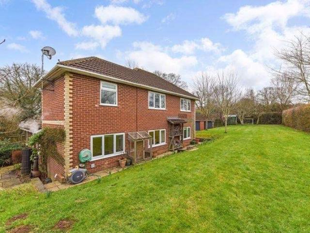 Farm for sale in Curdridge, Curbridge