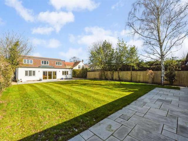 Farm for sale in Barnham and Eastergate, Clapham