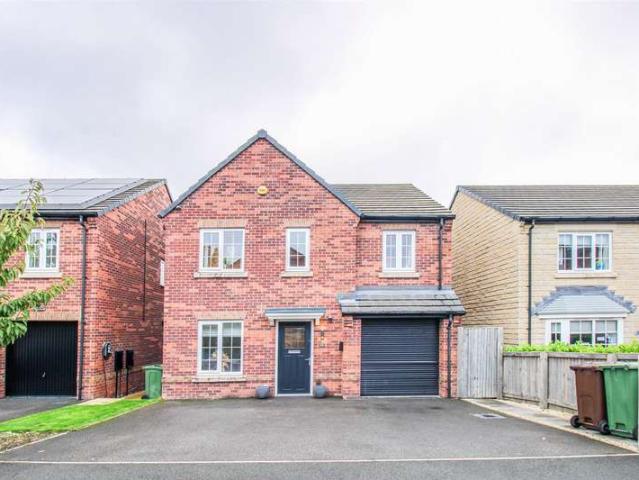 Farm for sale in Crigglestone, West Yorkshire
