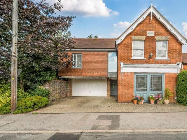 Farm for sale in Hillview, Surrey