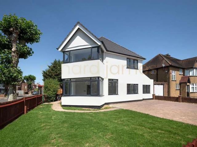 Farm for sale in Mill Hill, Greater London