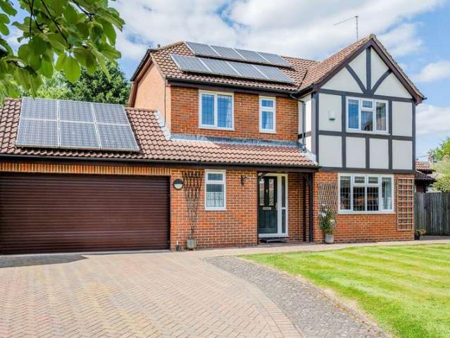 Farm for sale in Hillview, Surrey