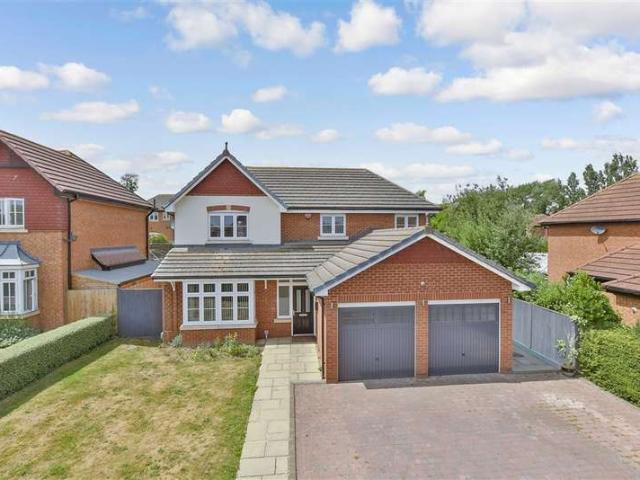 Farm for sale in Oad Street, Kent