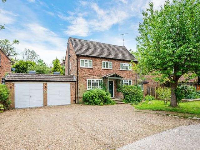 Farm for sale in Oxted, Hillview