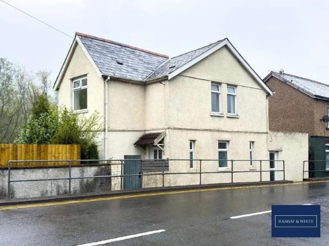 Farm for sale in Mountain Ash West, Ynysboeth