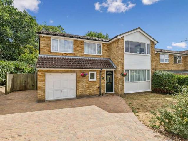 Farm for sale in Chells, Shephall