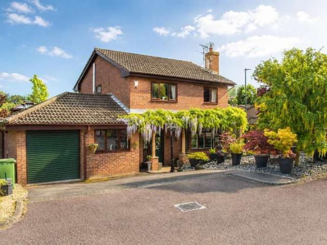 Farm for sale in School House, Gloucestershire