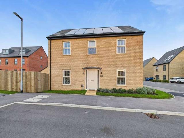 Farm for sale in Ferrybridge, West Yorkshire