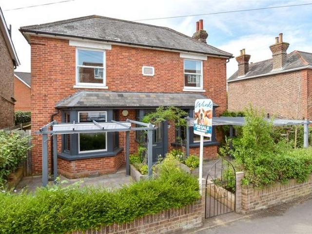 Farm for sale in Sandown Park, Kent