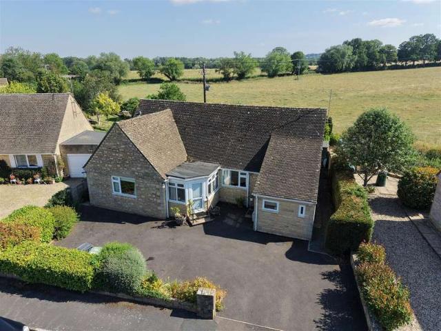 Farm for sale in Bourton-on-the-Water, Cotswold