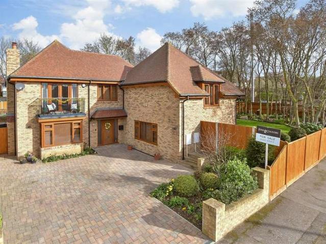 Farm for sale in West Cliff, Acol