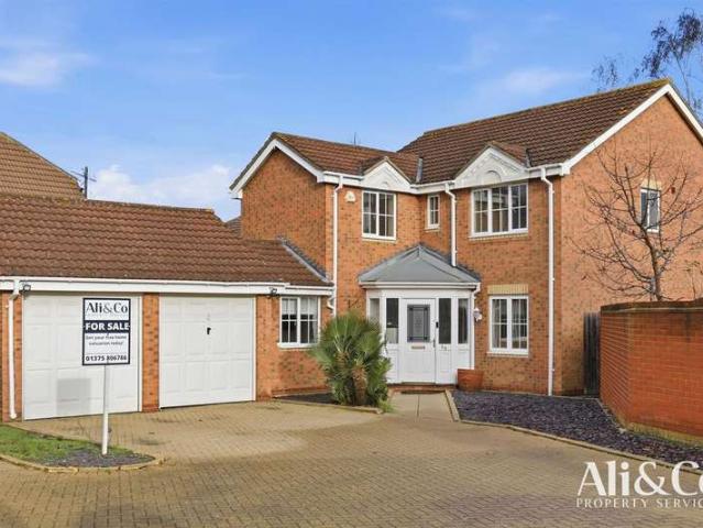 Farm for sale in South Ockendon, Essex