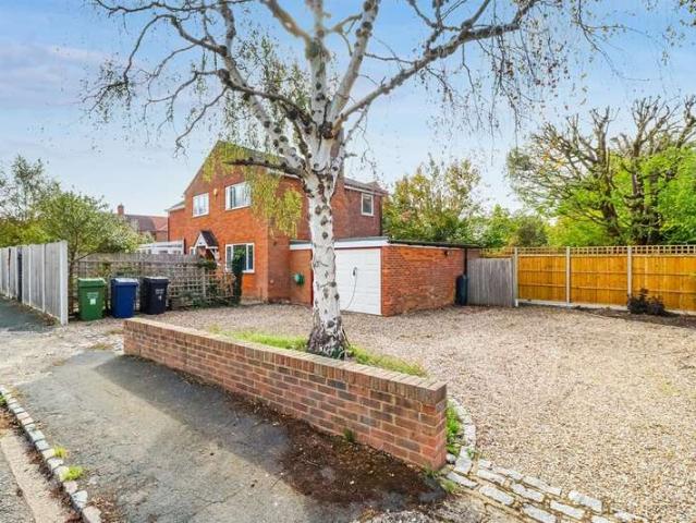 Farm for sale in Chalfont St. Peter, Denham