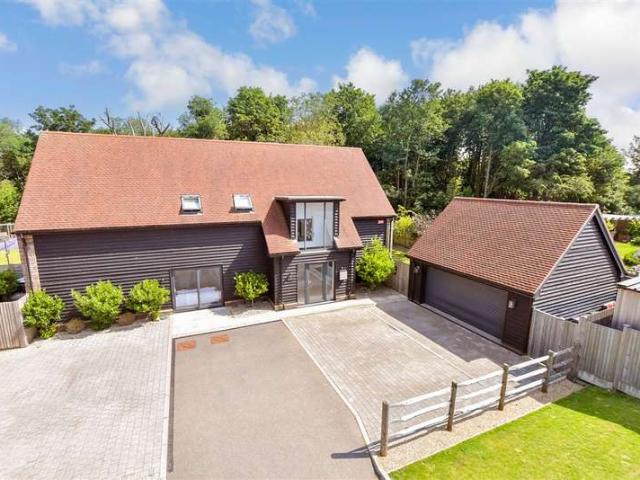 Farm for sale in Hawkinge, Folkestone