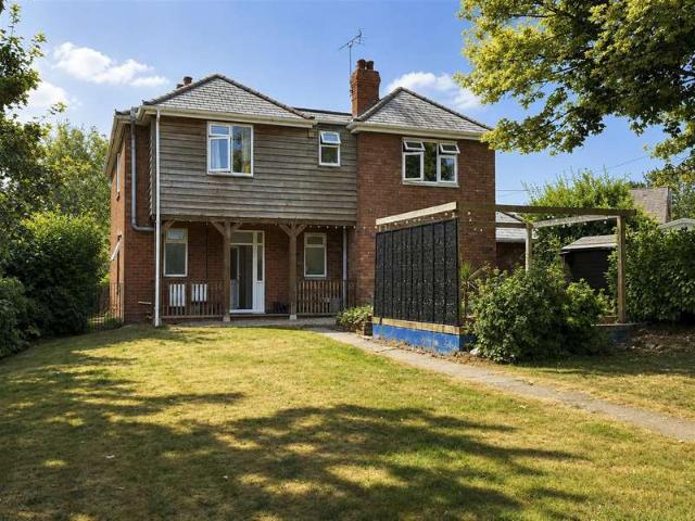 Farm for sale in Bodenham Moor