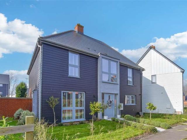 Farm for sale in Bridgefield, Kent