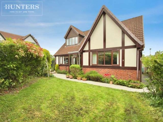 Farm for sale in Silkstone Common, South Yorkshire