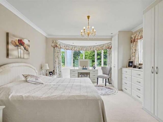 Farm for sale in Attenborough, East Midlands