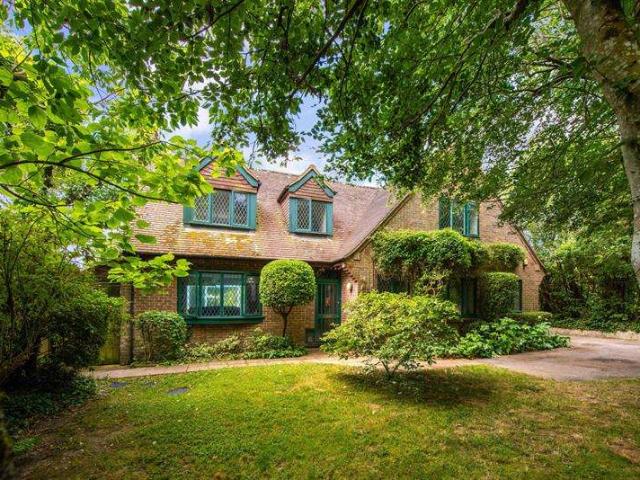 Farm for rent in North Boarhunt, Hampshire