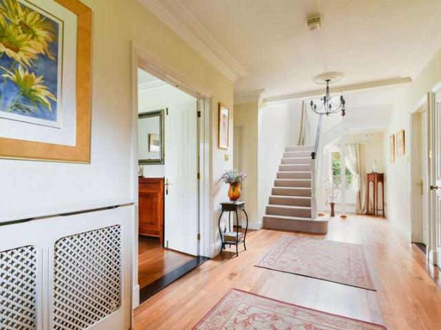 Farm for sale in Netherne-on-the-Hill, Red Hill