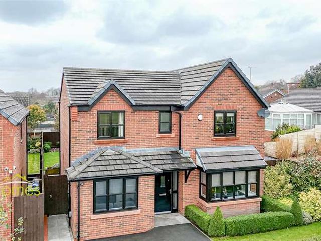 Farm for sale in Howe Bridge, Wigan