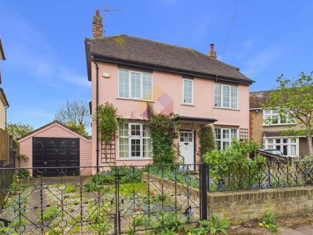 Farm for sale in Handford Place, Fordham Heath