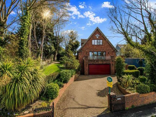 Farm for sale in Havercroft, West Yorkshire