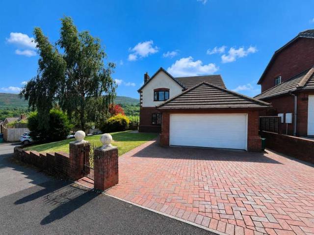 Farm for sale in Cwmdare, Wales