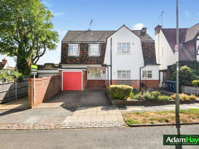 Farm for sale in London Borough of Barnet, Greater London