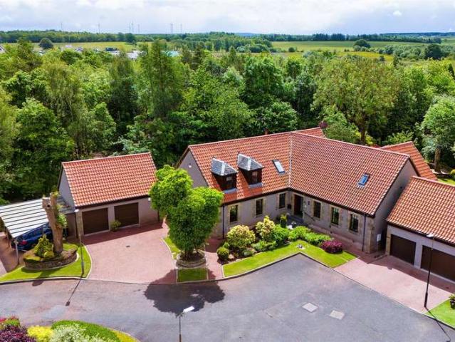 Farm for sale in East Whitburn