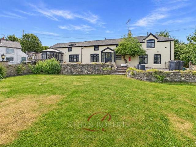 Farm for sale in Nannerch